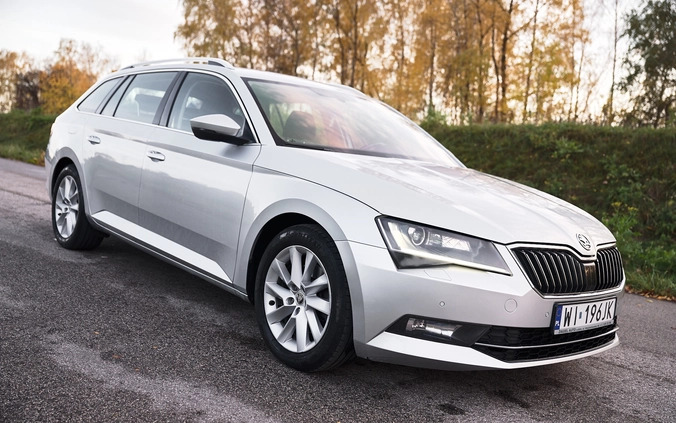 Skoda Superb cena 65000 przebieg: 199220, rok produkcji 2019 z Płock małe 781